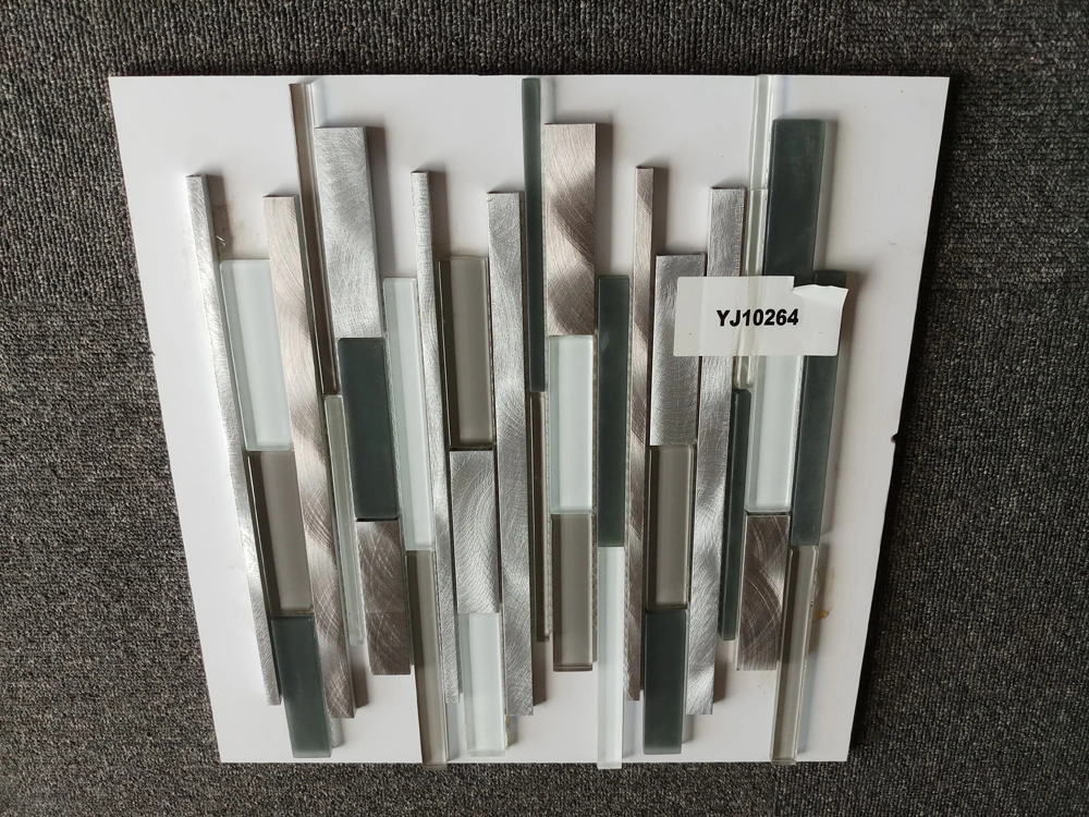 Latest Design Kitchen Backsplash Wall Mosaic Bathroom Glass Mix Aluminum Mosaic Tile
